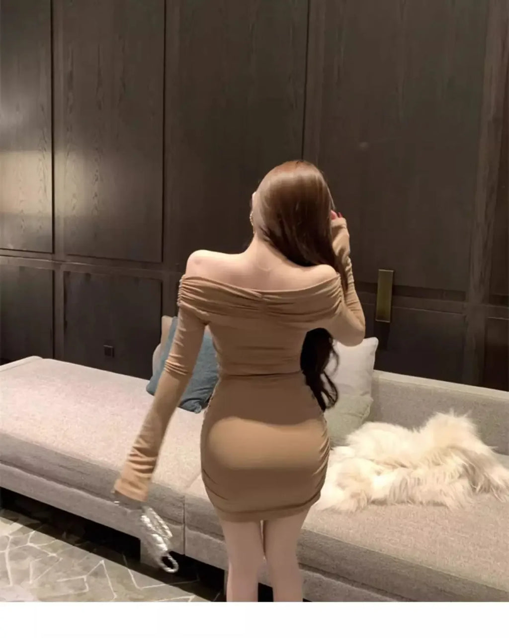 Chic and Atmospheric One-shoulder Pleated Long-sleeved Hip-covering Dress with Pure Lusty Style for a Date